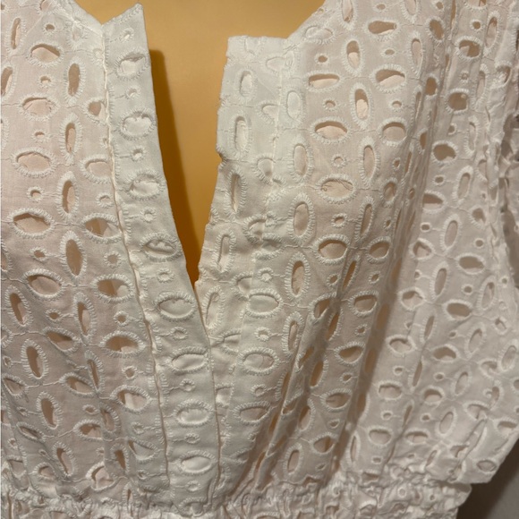 Chic White Lace Midi Dress NWOT! - Picture 4 of 7
